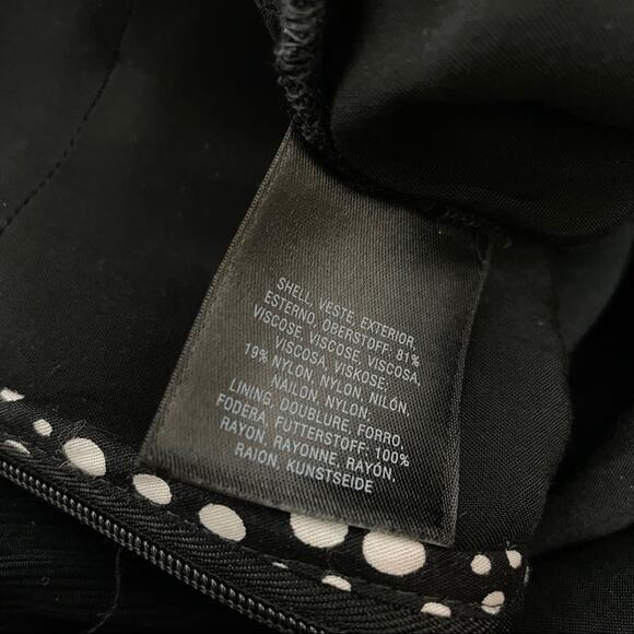 ANTHROPOLOGIE Cropped Wide Leg Jumpsuit Womens Size 0 Black Abbey Crepe Belted - Picture 9 of 10